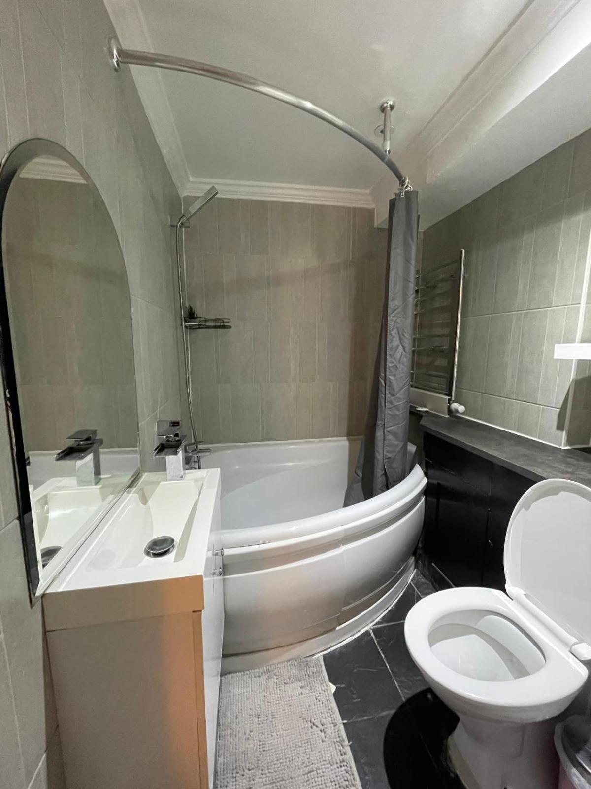 Habitación en casa particular Charring Cross London, Prime Location *