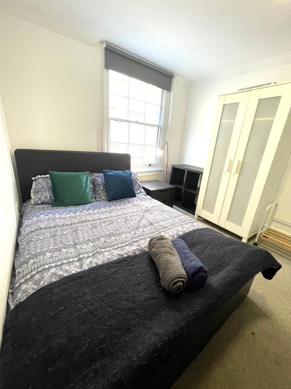 Проживание в семье Charring Cross London, Prime Location